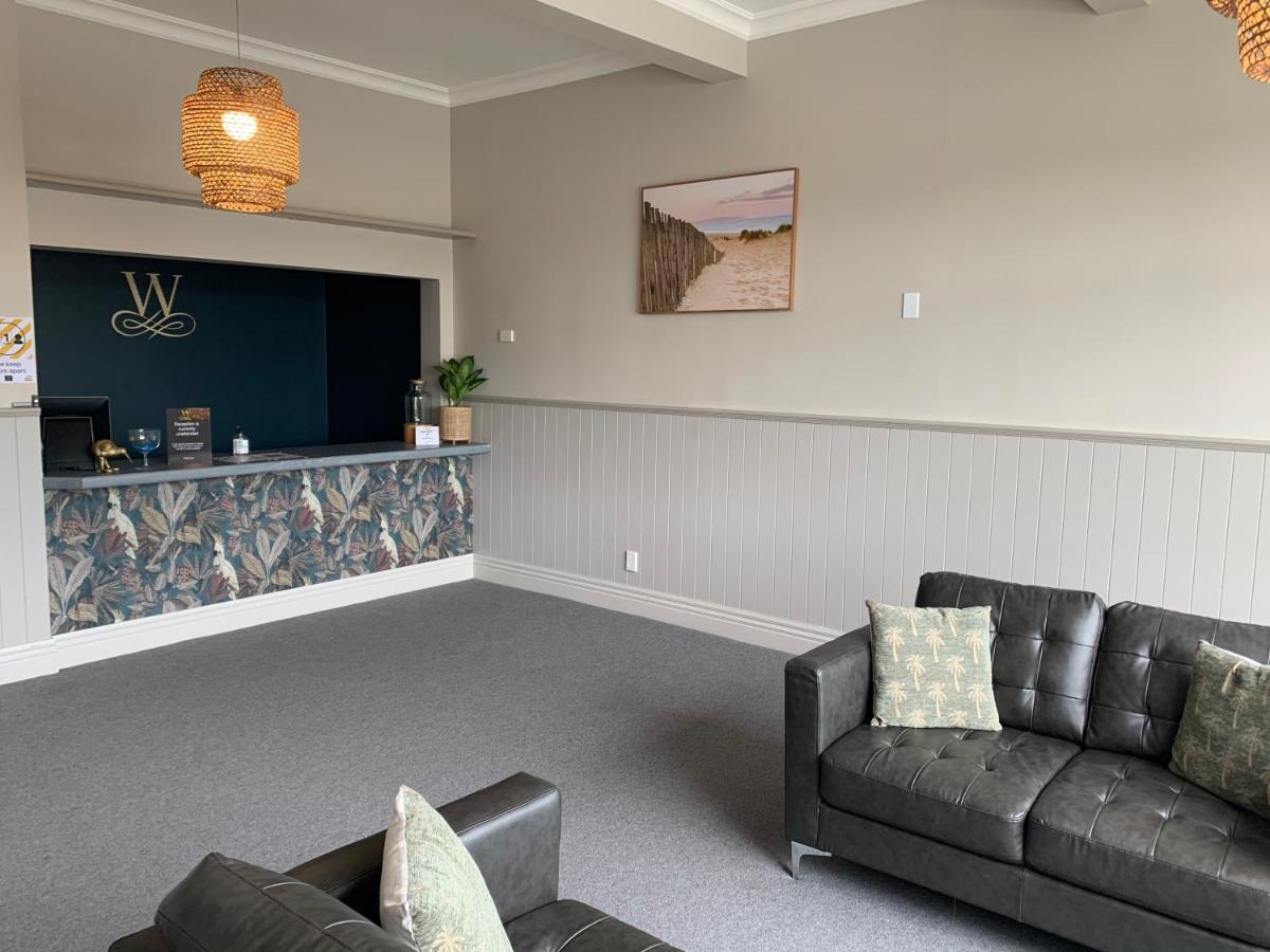 Whare Ma Hotel Invercargill Exterior photo
